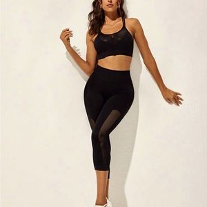 Shein Solid Wideband Waist Sports Set black seamless yoga gym bra legging s